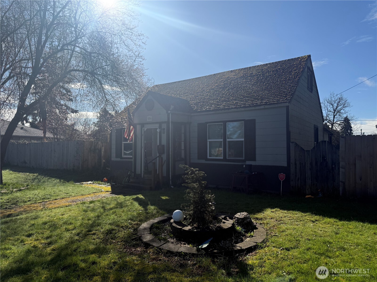 506 Jackson Street Centralia, WA 98531 - Photo 2 of 21