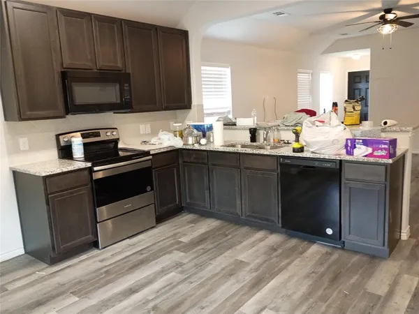 $2,199 | 3620 Judges Drive, Ennis, TX 75119