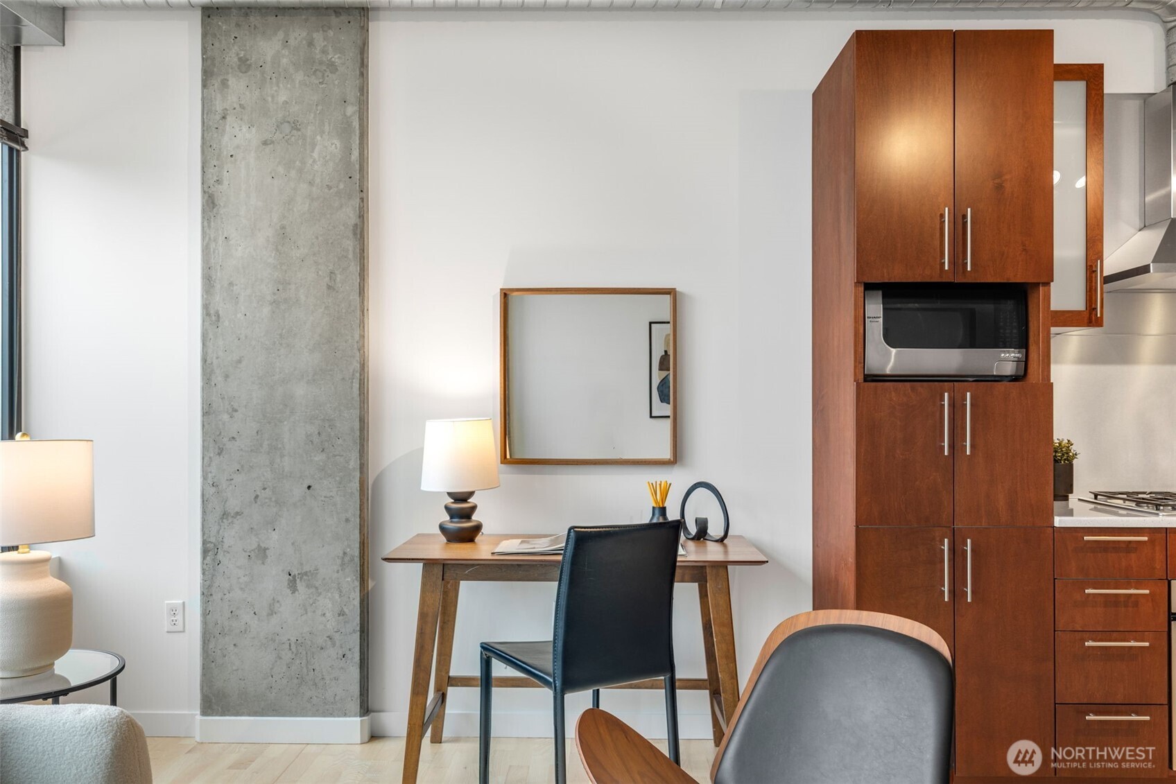 2720 3rd Avenue, Unit 705 Seattle, WA 98121 - Photo 14 of 40