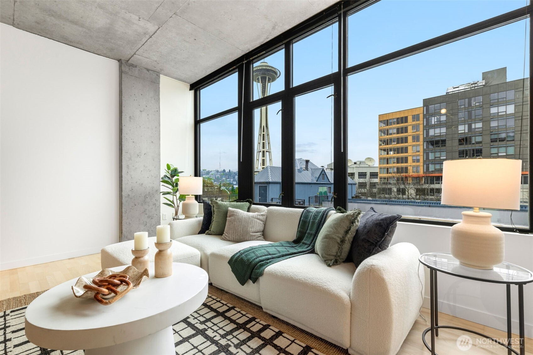 2720 3rd Avenue, Unit 705 Seattle, WA 98121 - Photo 18 of 40