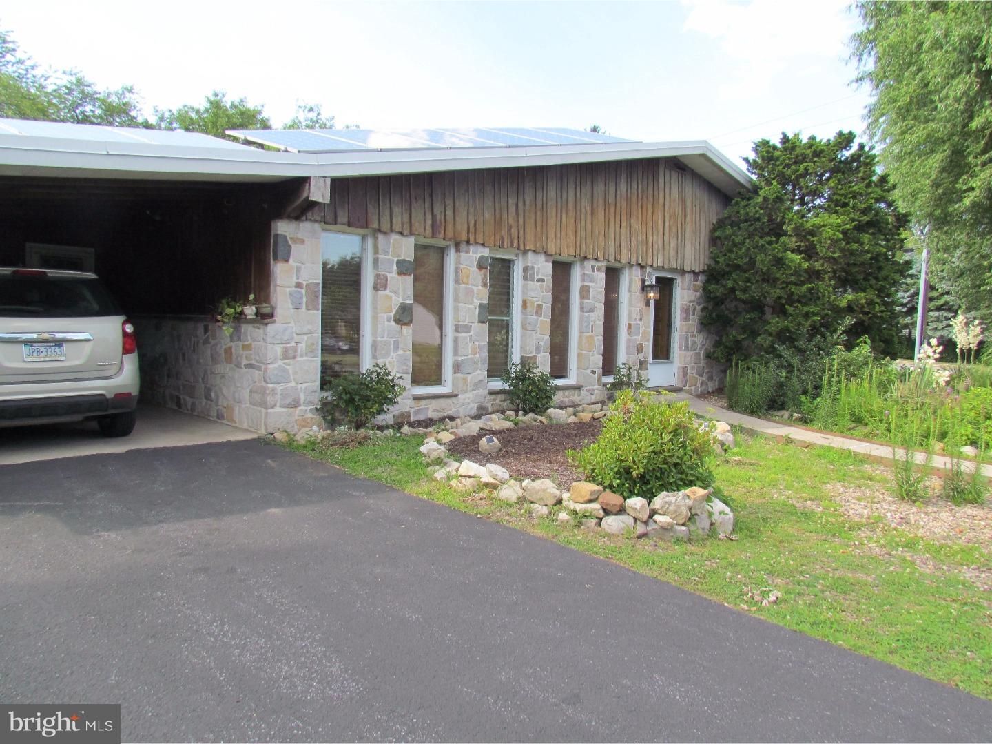 1401 Liggett Avenue Reading, PA 19607 - Photo 1 of 25 Exterior Front