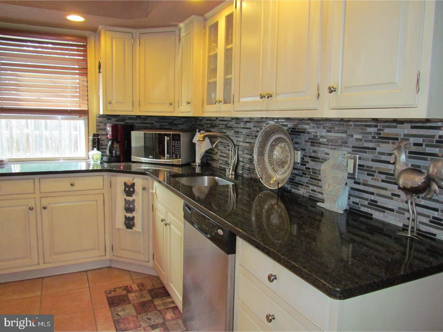 1401 Liggett Avenue Reading, PA 19607 - Photo 12 of 25 Kitchen