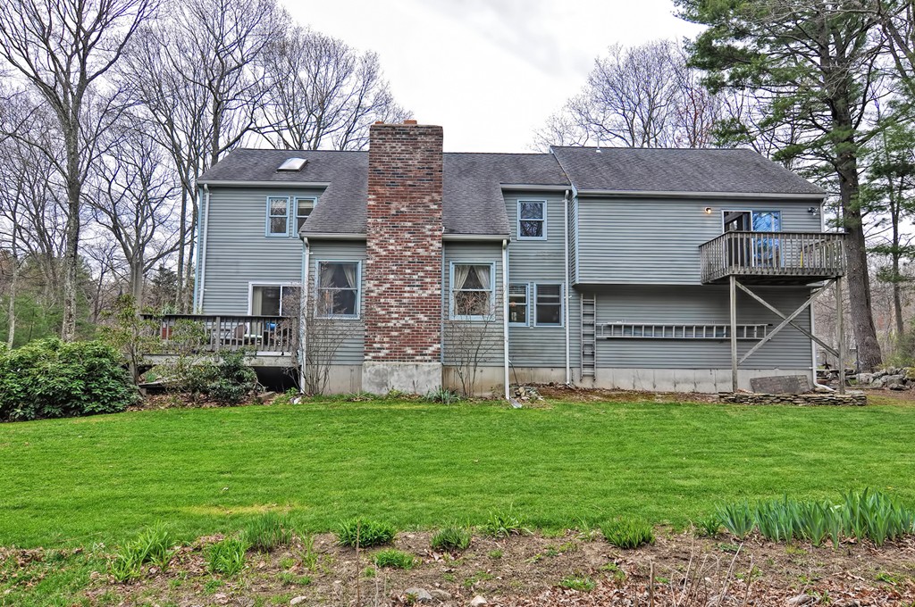 8 Stanley Road Medway, MA 02053 - Photo 28 of 29 Gallery Image 28