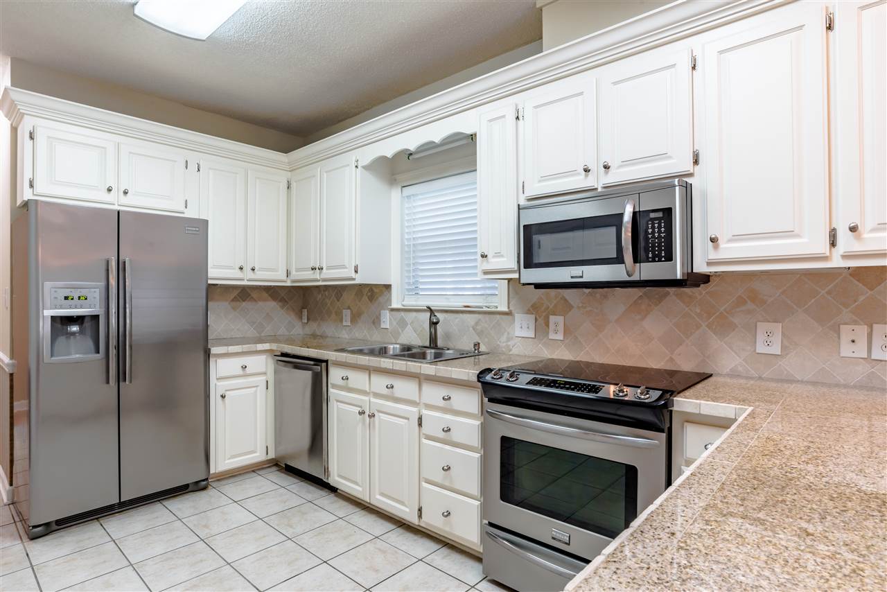 102 Lancaster Way Daphne, AL 36526 - Photo 3 of 36