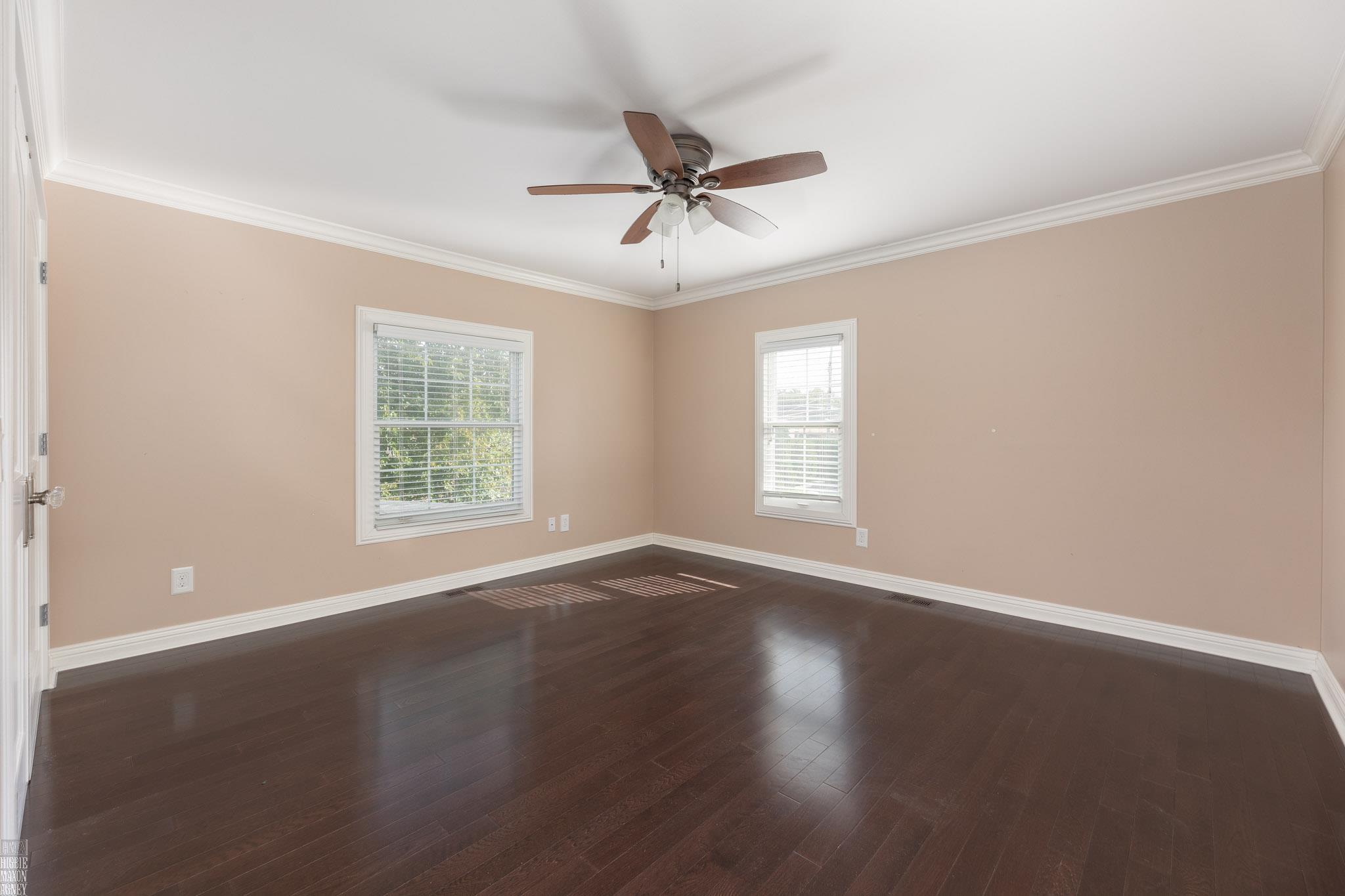 592 Thorntree Road Grosse Pointe, MI 48236 - Photo 31 of 53 50124730-30.JPG
