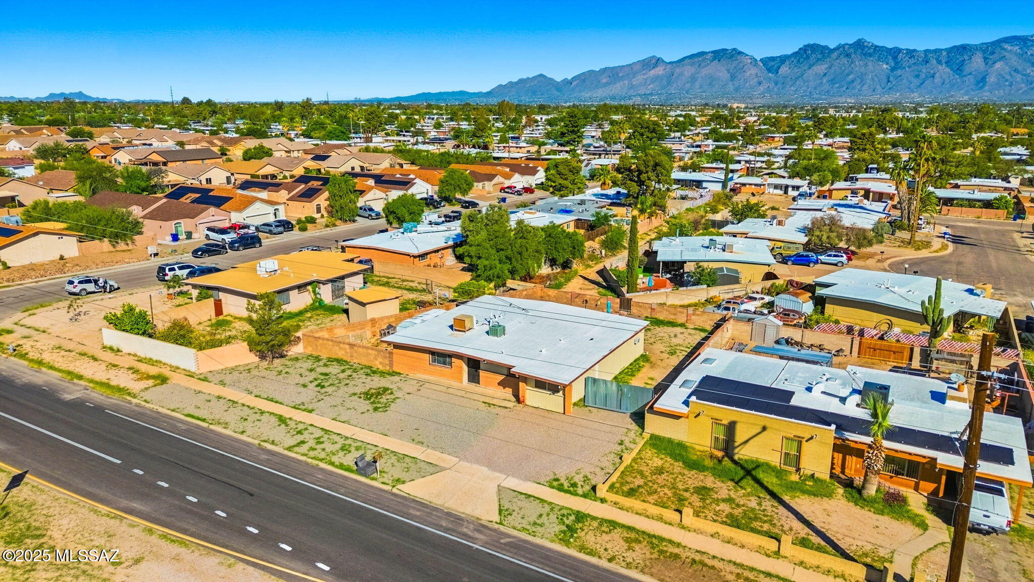 8135 East Escalante Road Tucson, AZ 85730 - Photo 6 of 40 6-web-or-mls-photo-214