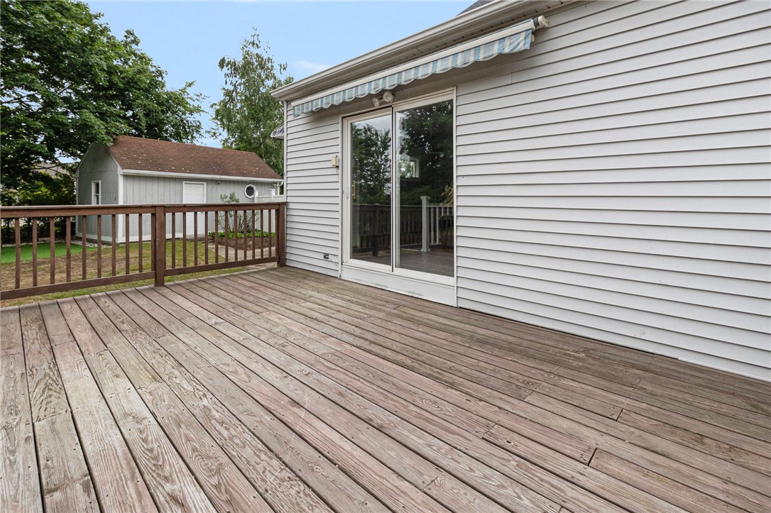 785 Main Avenue Warwick, RI 02886 - Photo 5 of 47