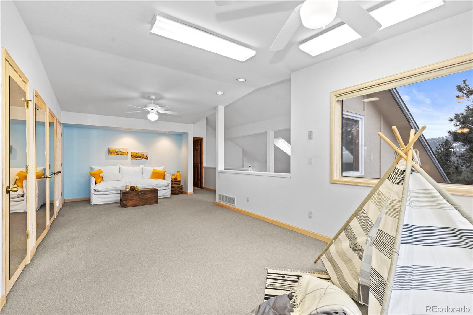 7313 Silverhorn Drive Evergreen, CO 80439 - Photo 18 of 40