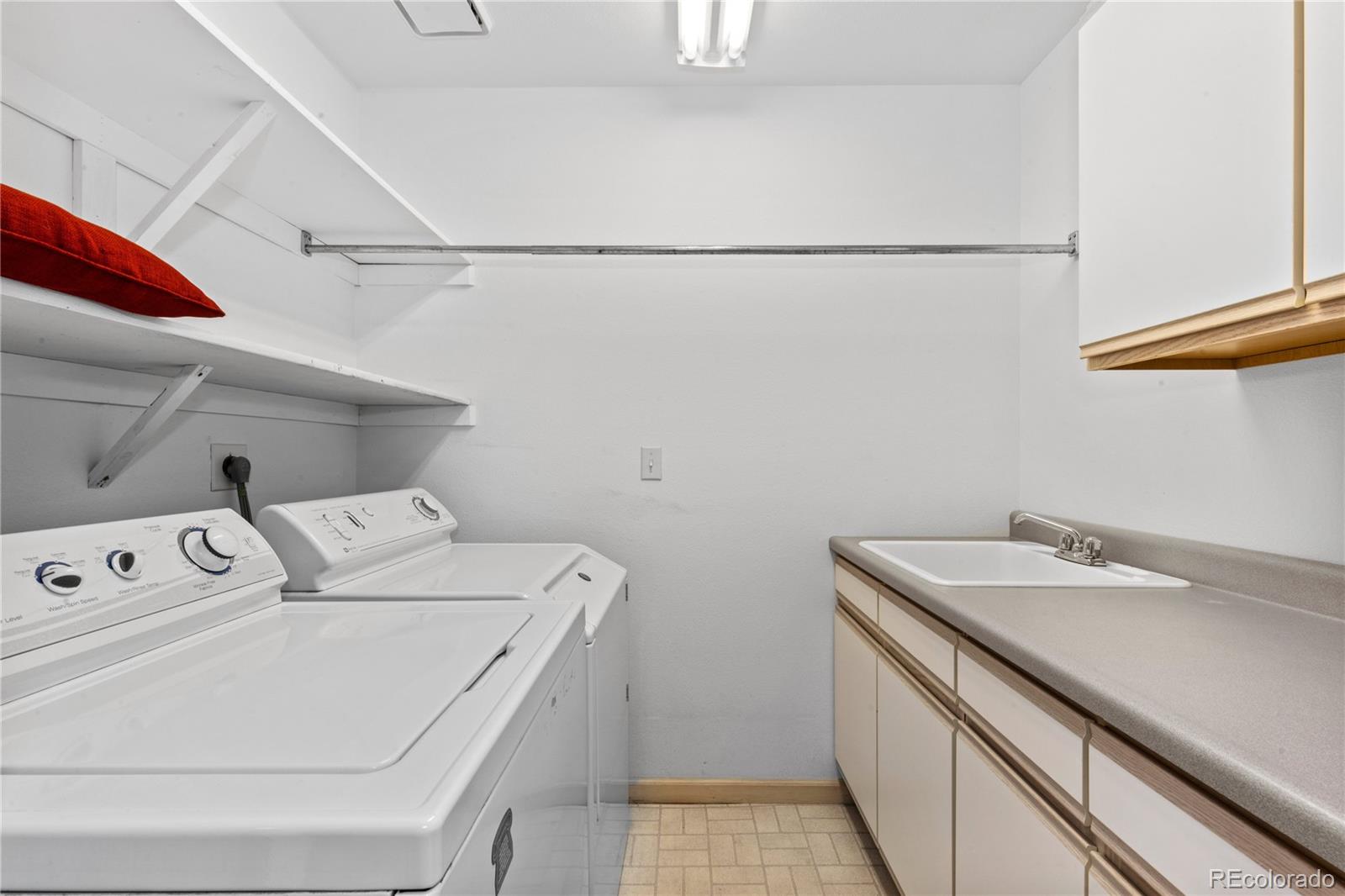 7313 Silverhorn Drive Evergreen, CO 80439 - Photo 36 of 40