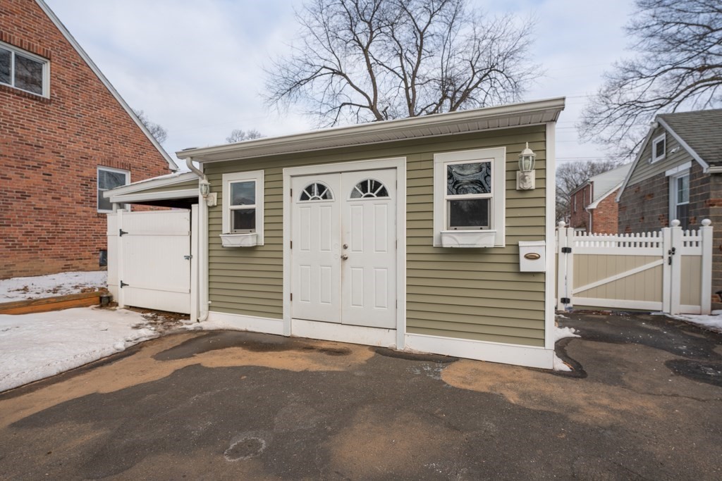 61 Forris Street West Springfield, MA 01089 - Photo 21 of 23 Gallery Image 21