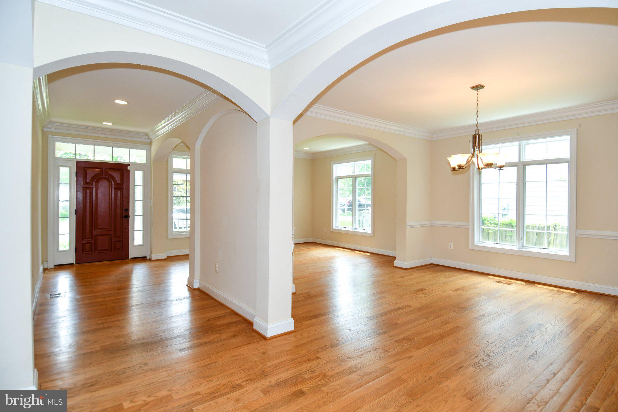 1924 Leonard Road Falls Church, VA 22043 - Photo 11 of 61 Spacious entryway with elegant arches.
