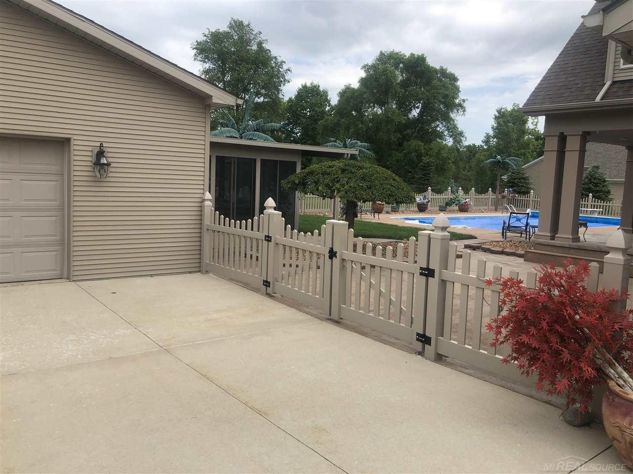 20675 30 Mile Road Ray, MI 48096 - Photo 6 of 43