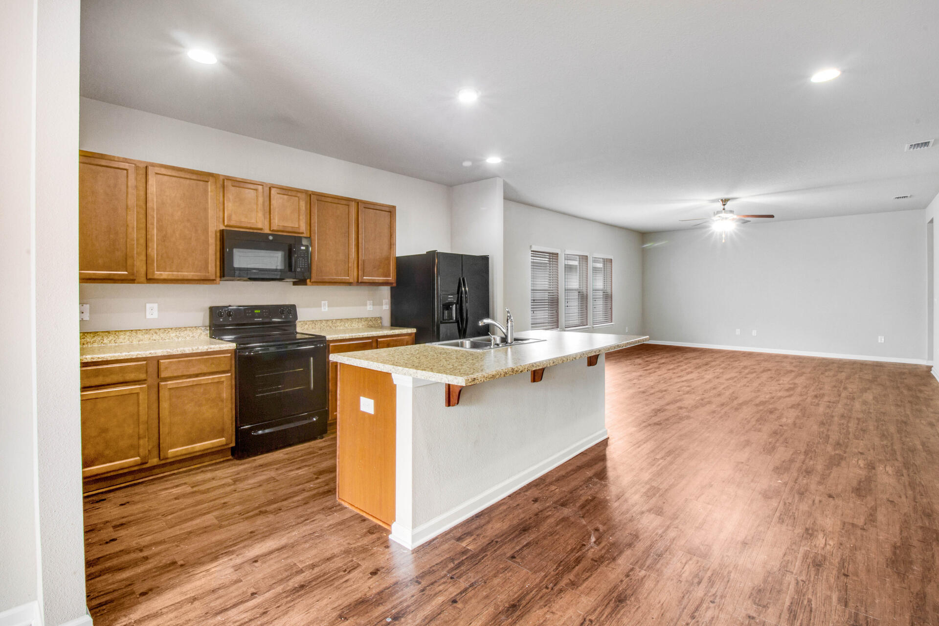 226 Nelly Street Freeport, FL 32439 - Photo 5 of 21