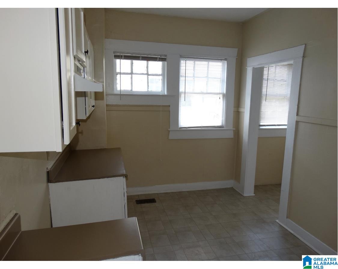 450 Valley Road Fairfield, AL 35064 - Photo 8 of 23