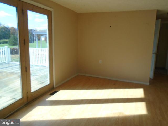 1971 Castleton Road Darlington, MD 21034 - Photo 8 of 26 Dining Room
