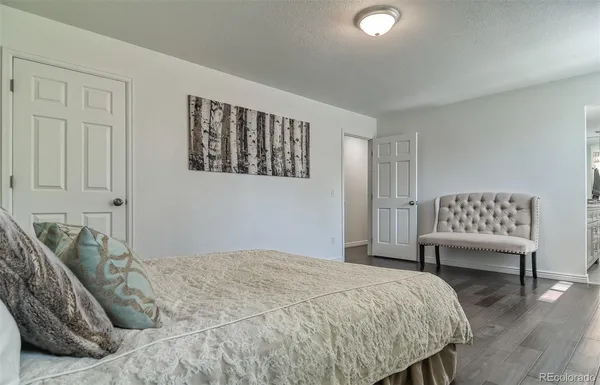 $799,500 | 8246 South Dover Street, Littleton, CO 80128