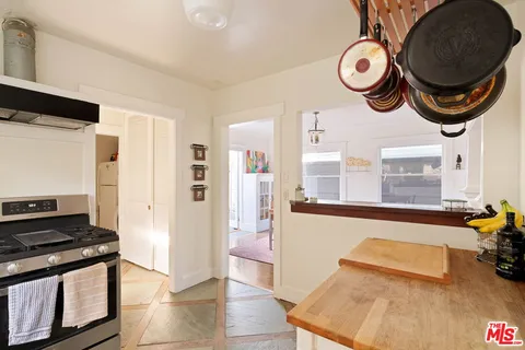 $2,695,000 | Undisclosed Address, Venice, CA 90291