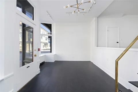 $485,000 | 138 Spring Street, Unit 1, Newport, RI 02840