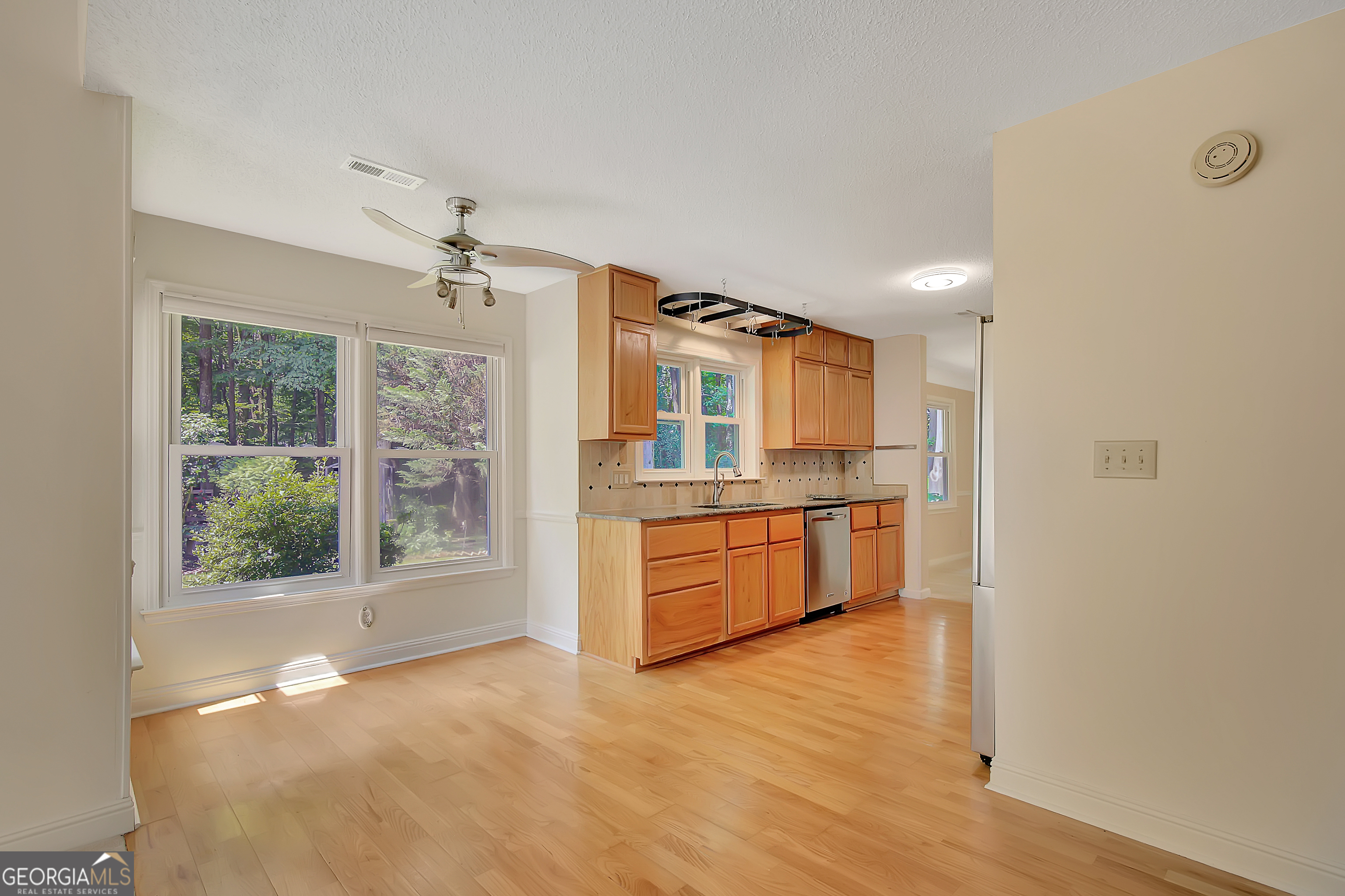 157 Rockspray Ridge Peachtree City, GA 30269 - Photo 15 of 86