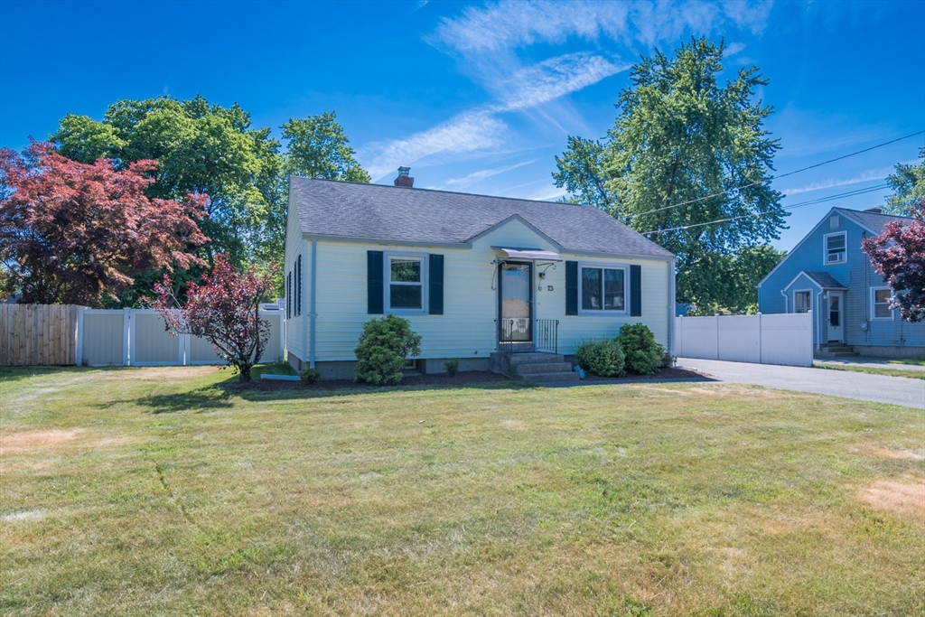 73 Catalpa Terrace Springfield, MA 01119 - Photo 2 of 31