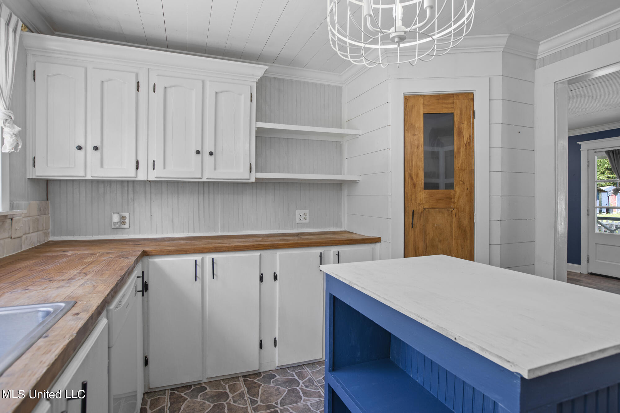 7 A Sunshine Road Brooklyn, MS 39425 - Photo 13 of 35 Kitchen
