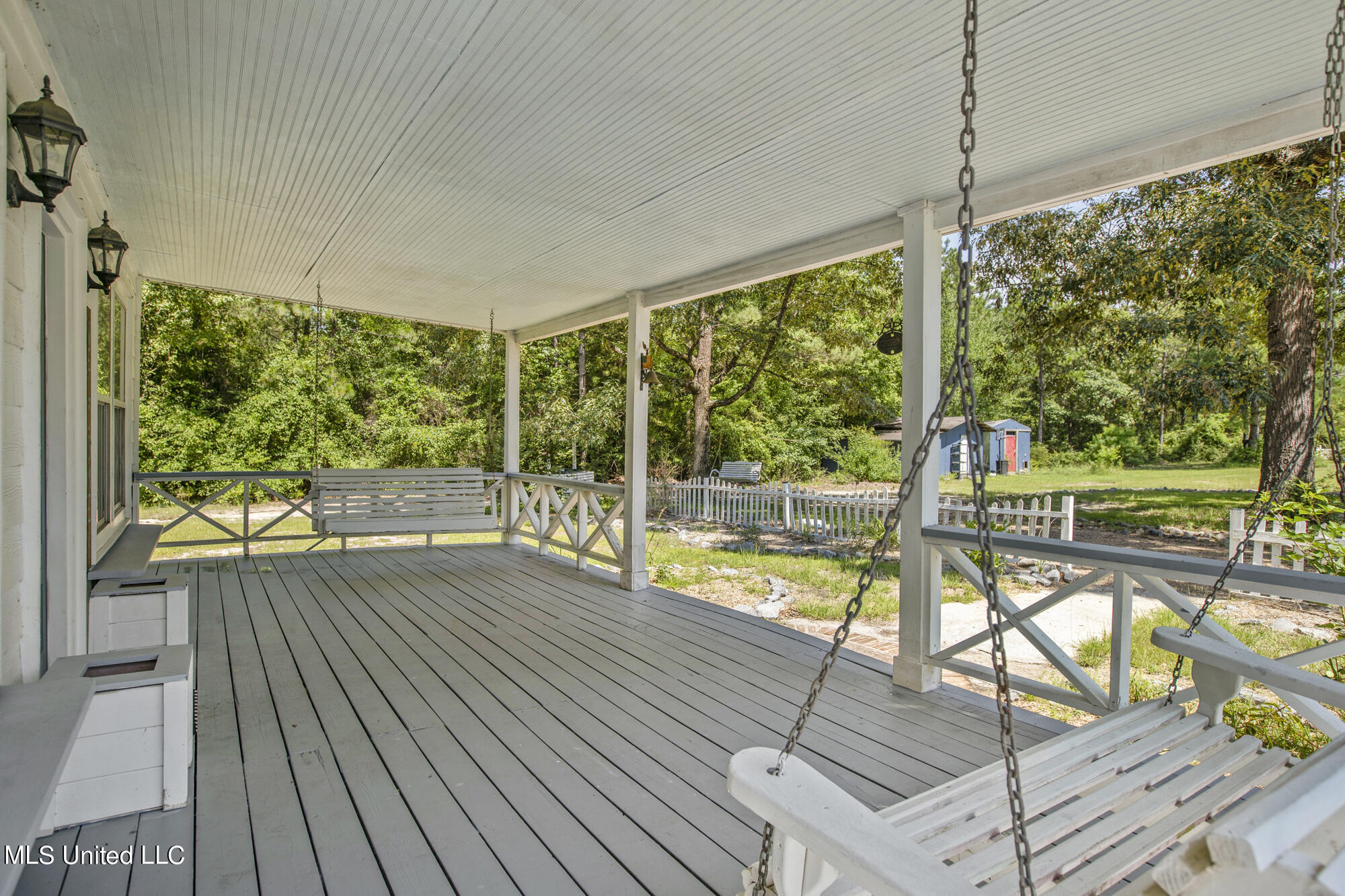 7 A Sunshine Road Brooklyn, MS 39425 - Photo 2 of 35 Porch