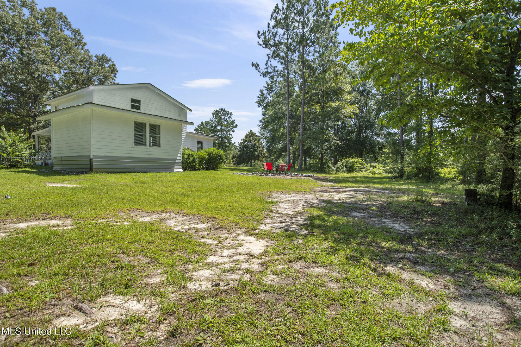 7 A Sunshine Road Brooklyn, MS 39425 - Photo 30 of 35 Back of the House