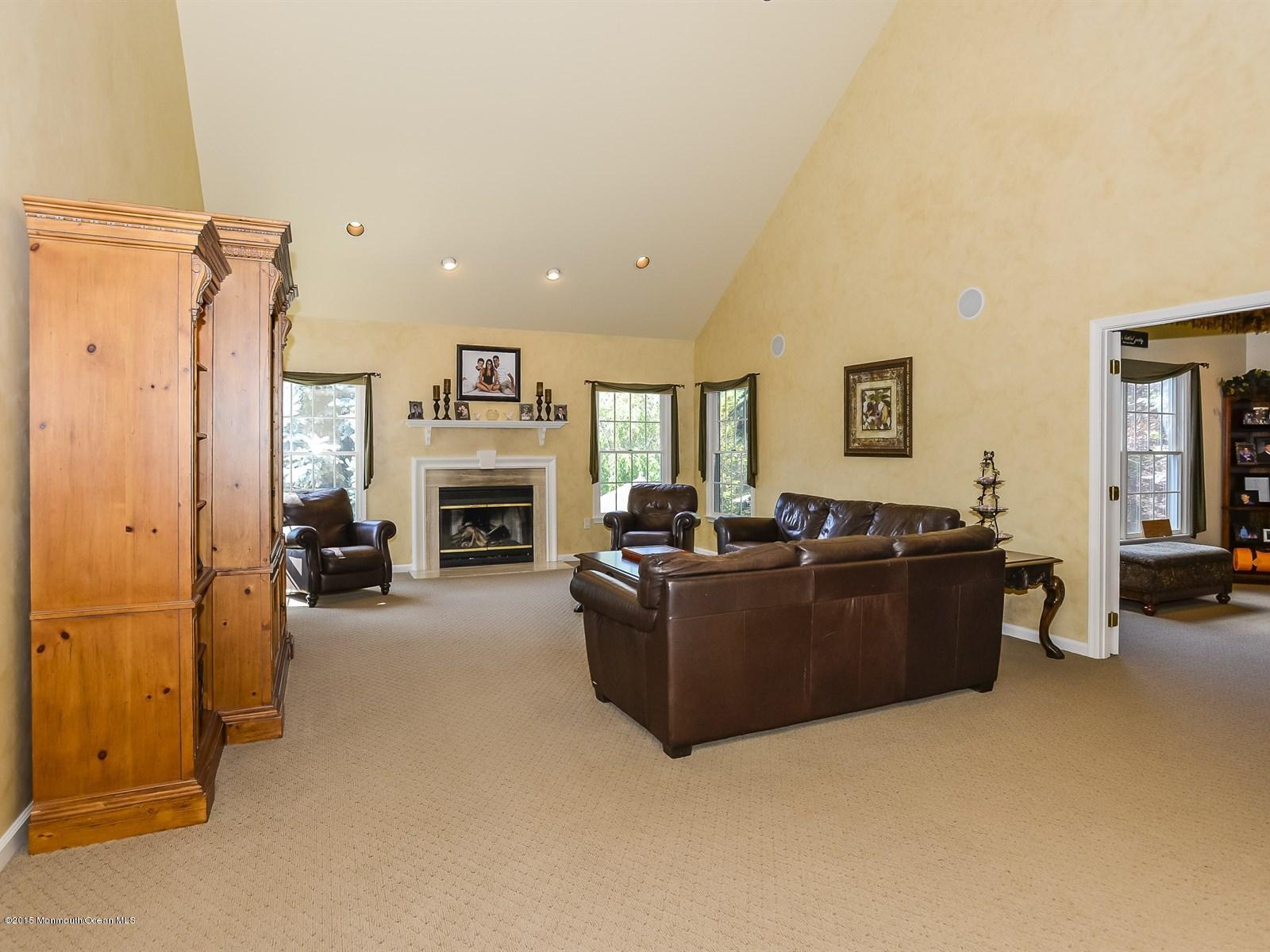 2 Yellow Brook Road Holmdel, NJ 07733 - Photo 20 of 38 019_Great Room