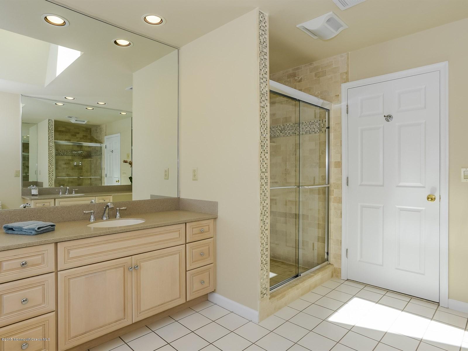 2 Yellow Brook Road Holmdel, NJ 07733 - Photo 30 of 38 029_Master Bathroom
