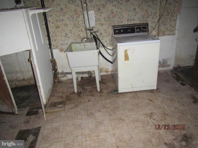 1731 Searles Road Baltimore, MD 21222 - Photo 3 of 10 Basement