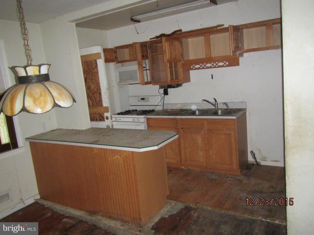 1731 Searles Road Baltimore, MD 21222 - Photo 9 of 10 Kitchen