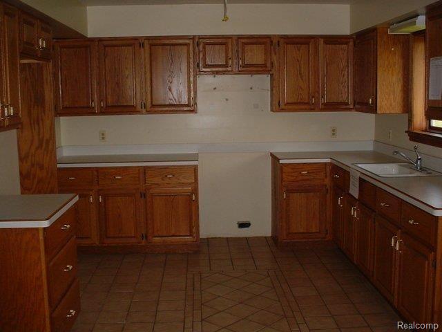 21420 Pratt Road Armada, MI 48005 - Photo 4 of 8 DSC00197