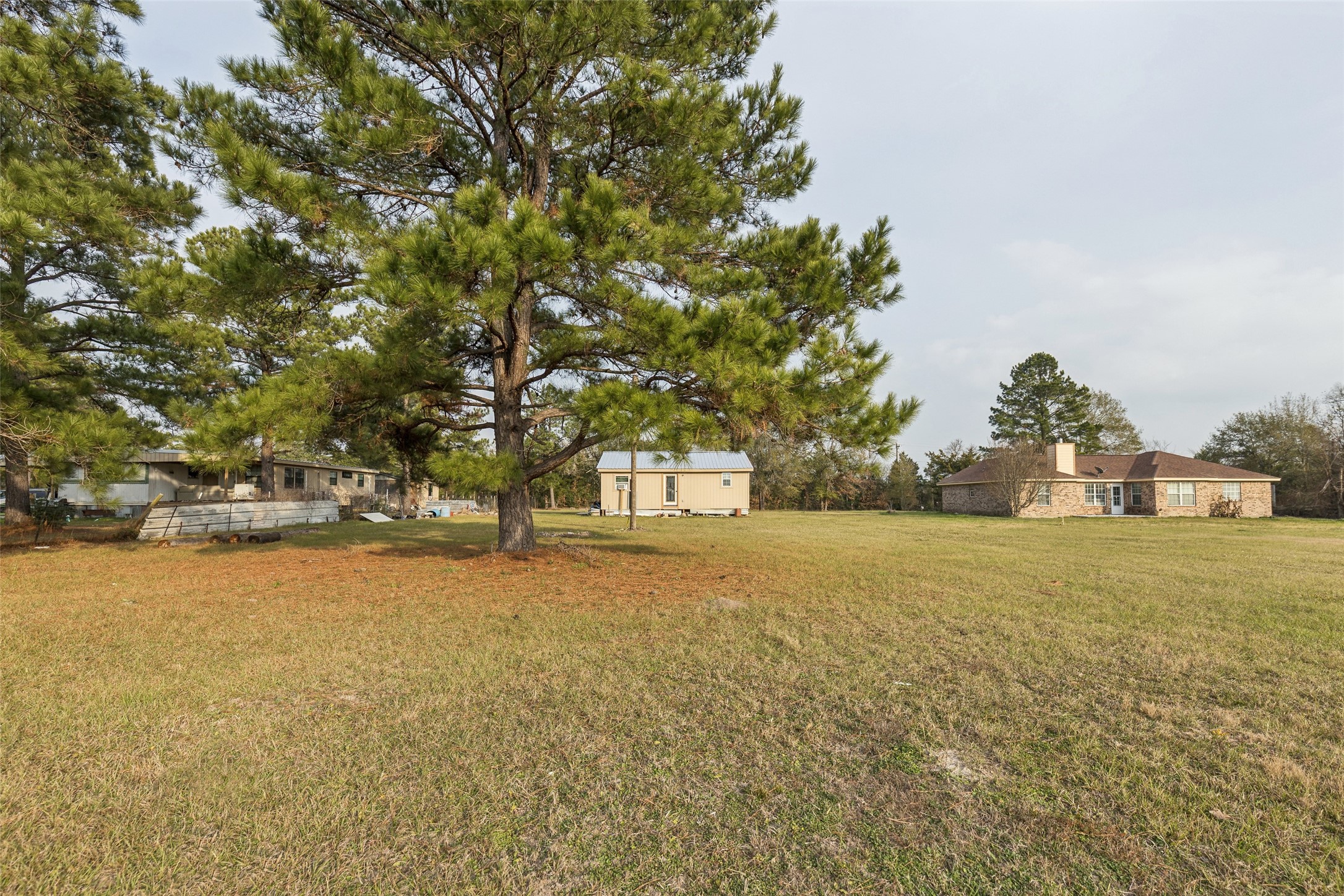 25 Pine Prairie School Road Huntsville, TX 77320 - Photo 2 of 15