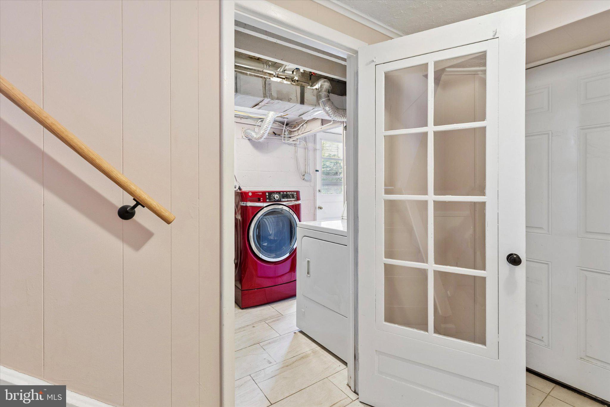 4150 Orangemans Road Hatboro, PA 19040 - Photo 21 of 25 a utility room with dryer and washer