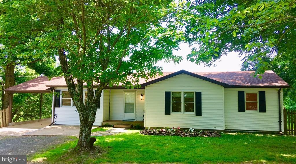 10452 Ada Road Marshall, VA 20115 - Photo 1 of 6 Exterior (Front)