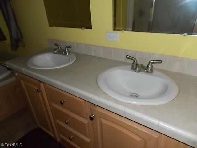 2830 Staleys Farm Road Asheboro, NC 27205 - Photo 11 of 22 Gallery Image 11