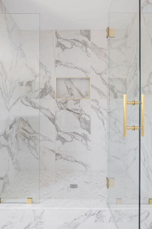 41 Winter Street Reading, MA 01867 - Photo 12 of 20