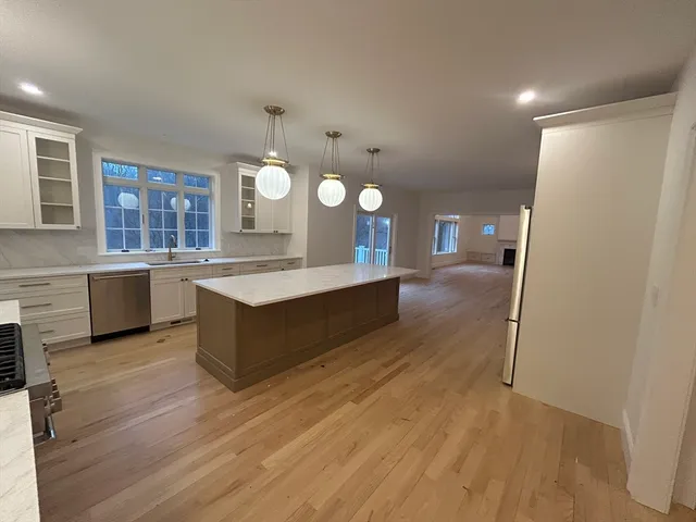 $2,190,000 | 41 Winter Street, Reading, MA 01867