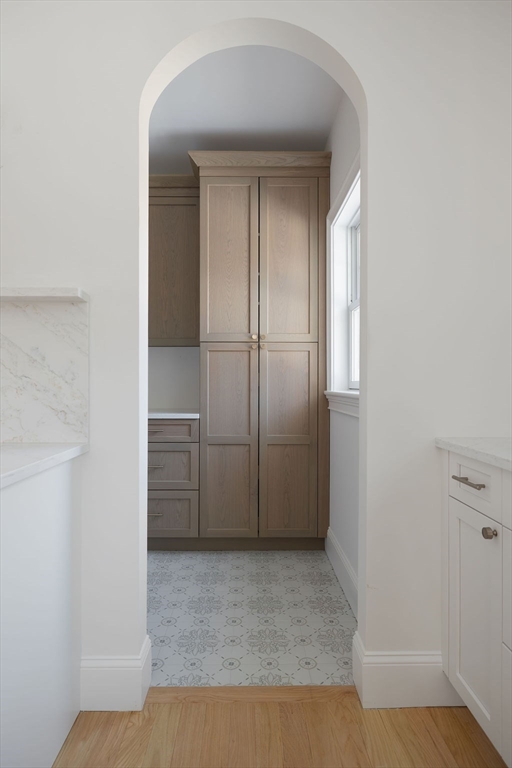 41 Winter Street Reading, MA 01867 - Photo 3 of 20