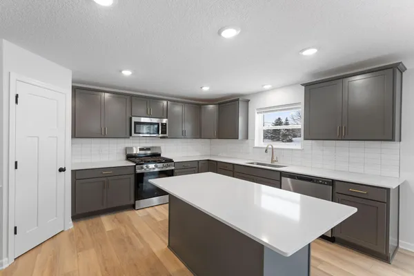 $489,990 | 1687 Langston Lane Northeast, St. Michael, MN 55376