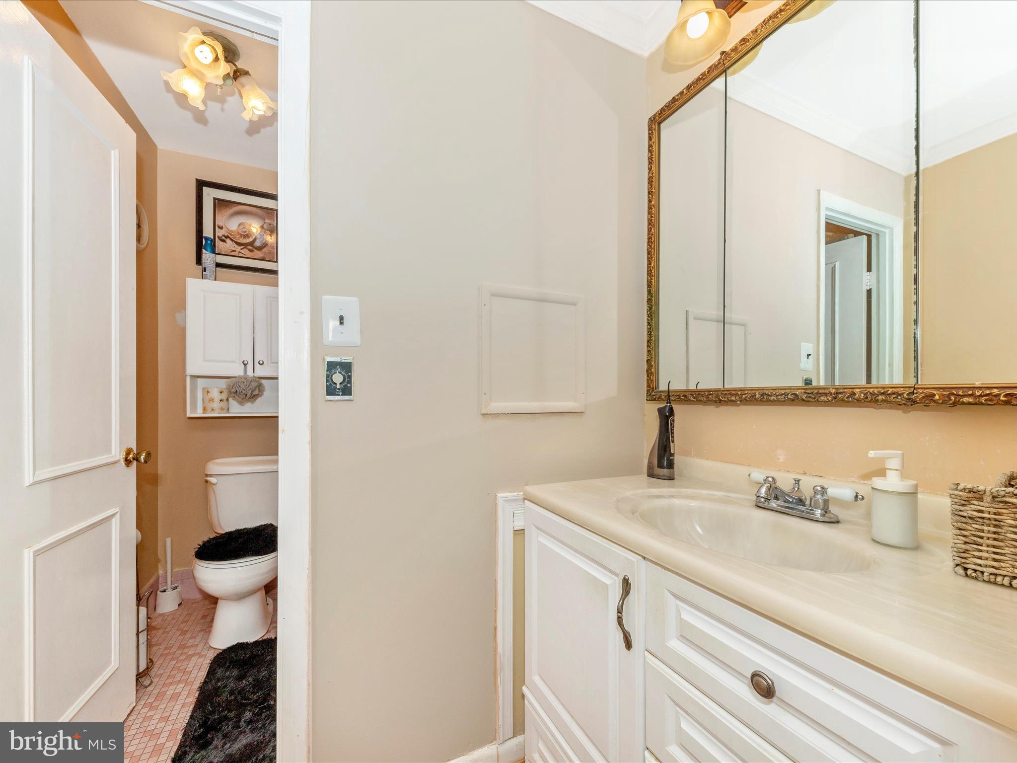 14901 Cobblestone Drive Silver Spring, MD 20905 - Photo 24 of 49 Primary Bathroom
