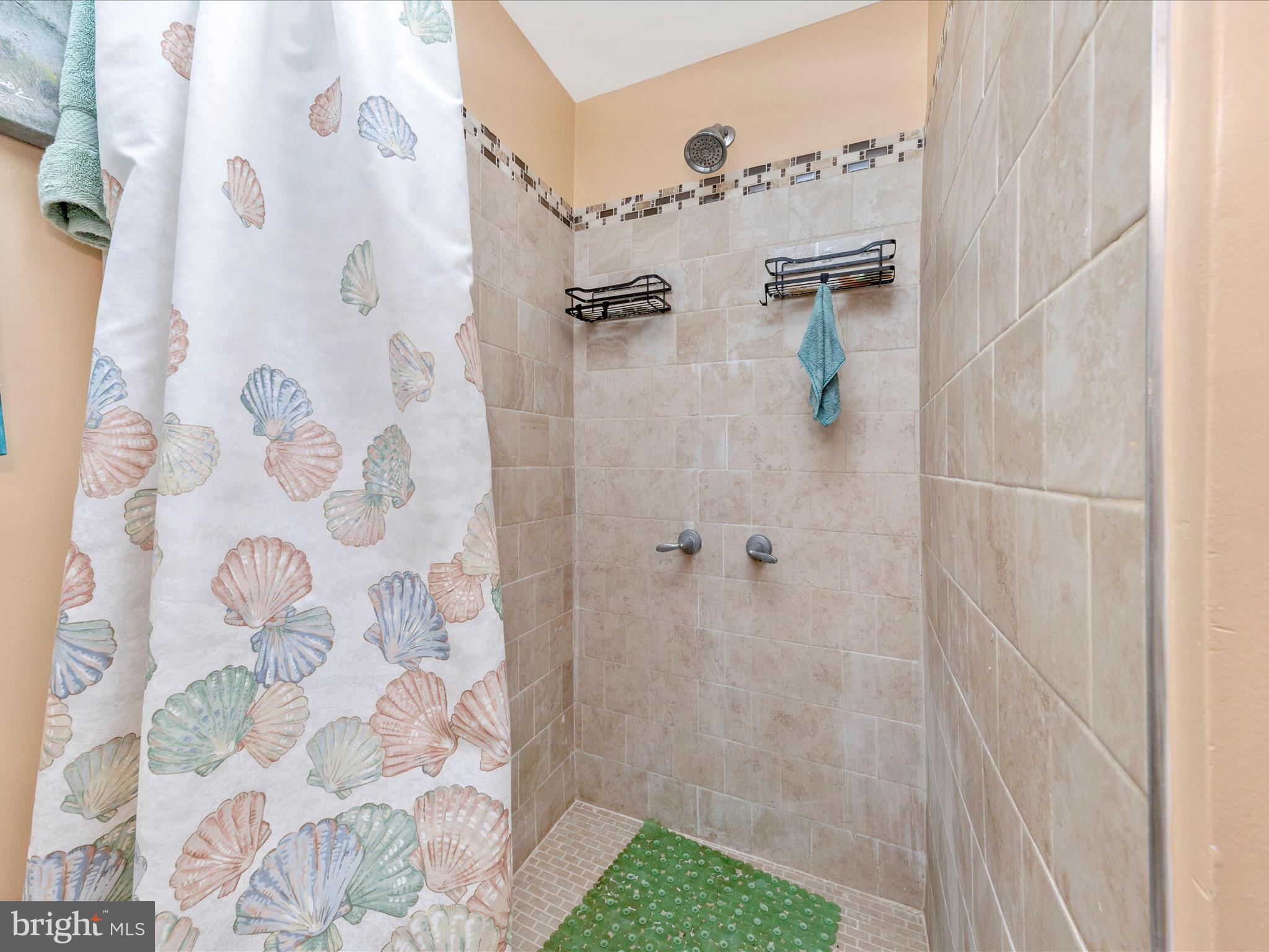 14901 Cobblestone Drive Silver Spring, MD 20905 - Photo 38 of 49 Lower Bath