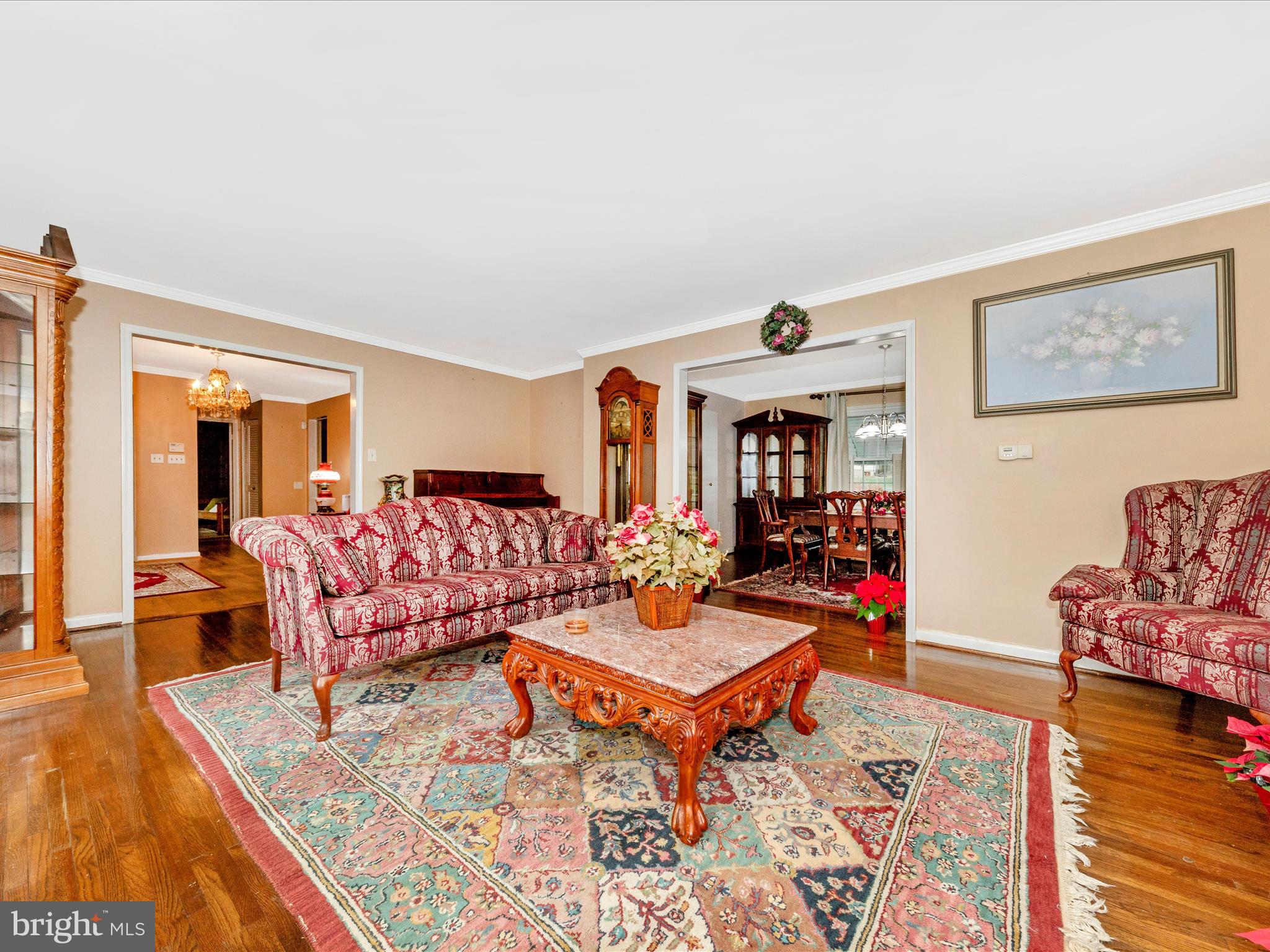 14901 Cobblestone Drive Silver Spring, MD 20905 - Photo 5 of 49 Living Room