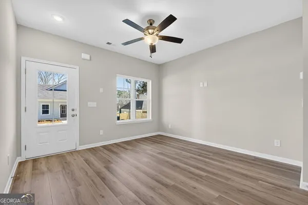 $1,595 | 3 Crown Street, LaGrange, GA 30240