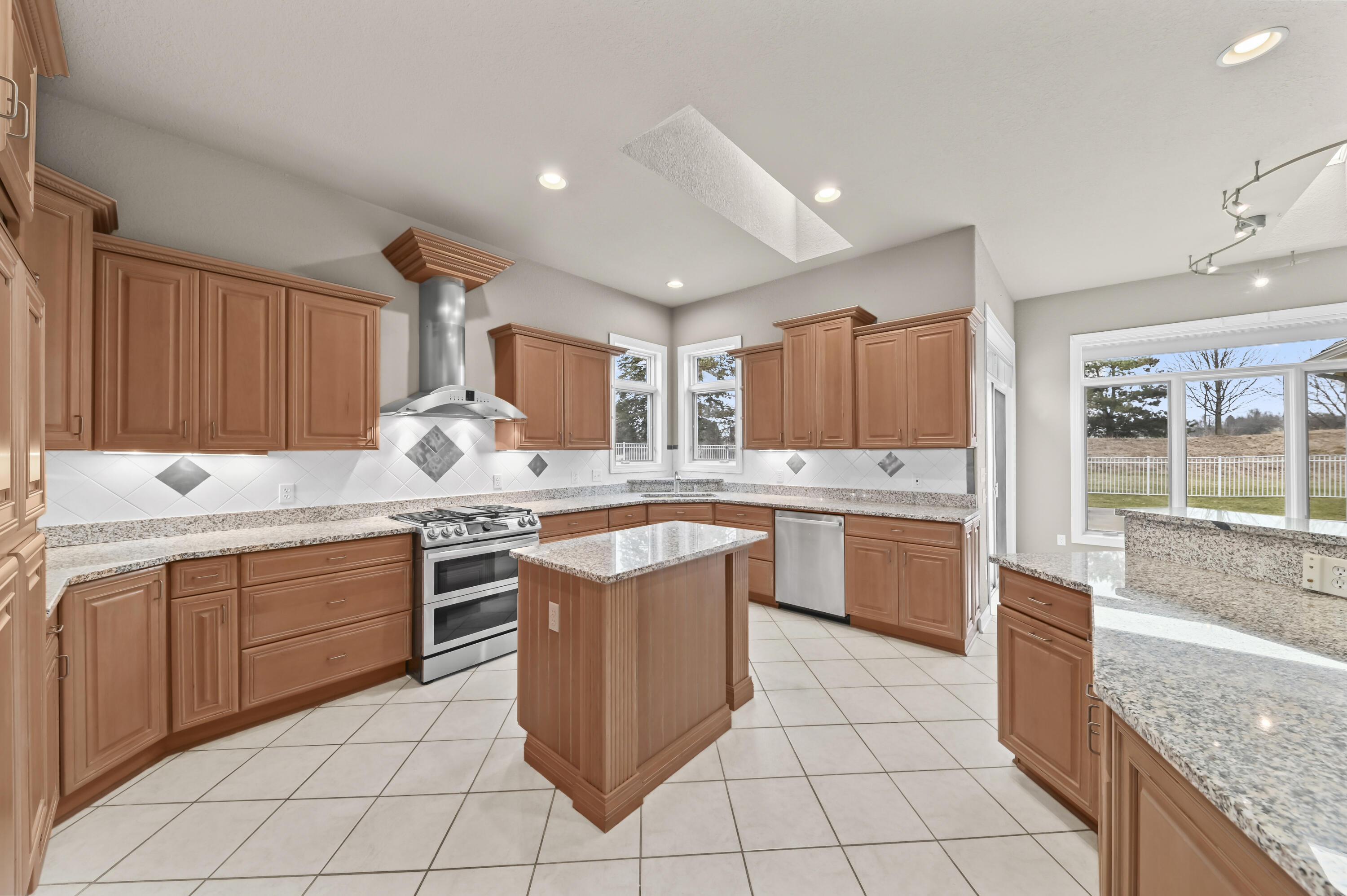 W226N3551 Wethersfield Road Pewaukee, WI 53072 - Photo 14 of 36 Plenty of Counter Space