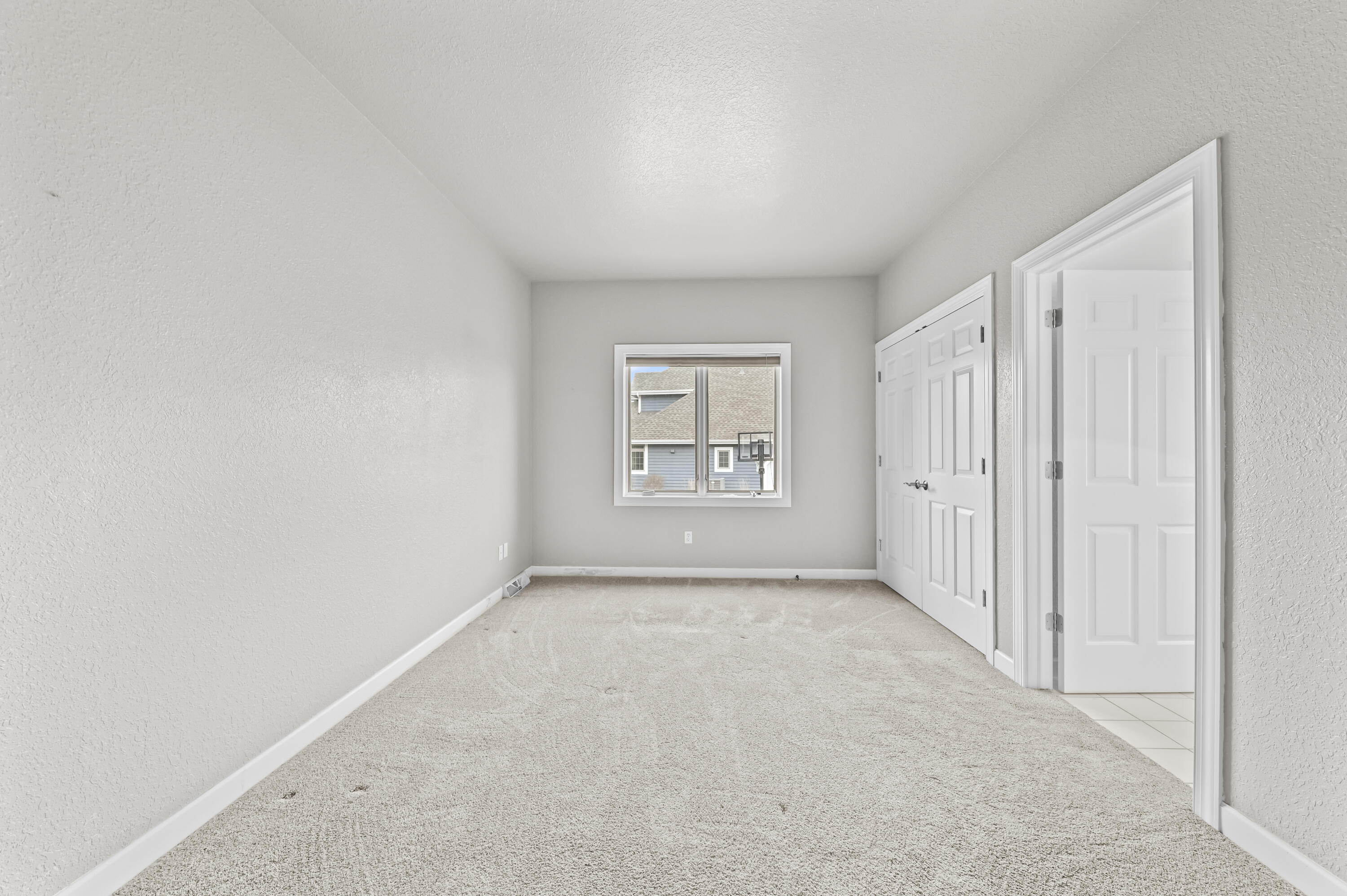 W226N3551 Wethersfield Road Pewaukee, WI 53072 - Photo 24 of 36 2nd Bedroom