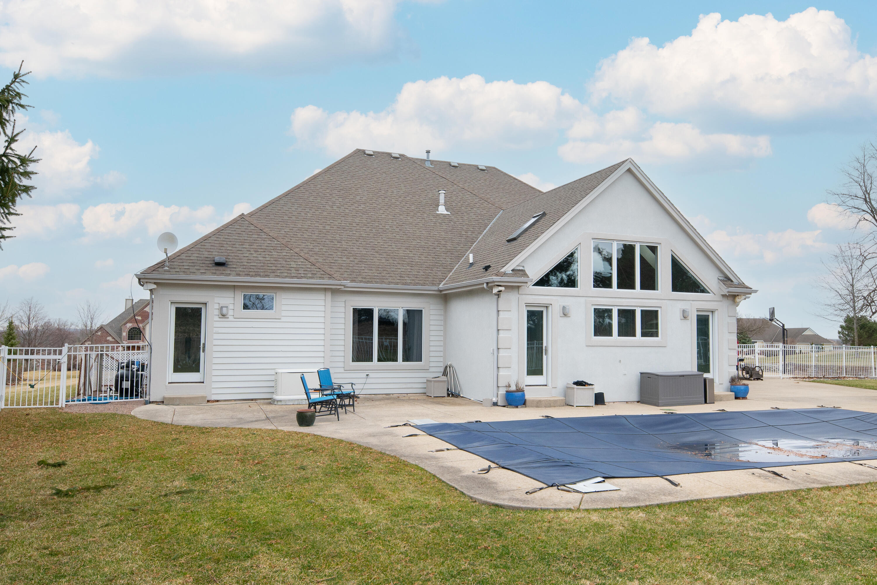 W226N3551 Wethersfield Road Pewaukee, WI 53072 - Photo 35 of 36 Back Yard