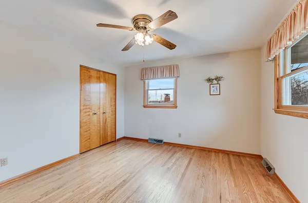 $360,000 | 1724 Lincoln Avenue, Crest Hill, IL 60403