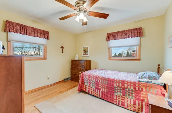 $360,000 | 1724 Lincoln Avenue, Crest Hill, IL 60403