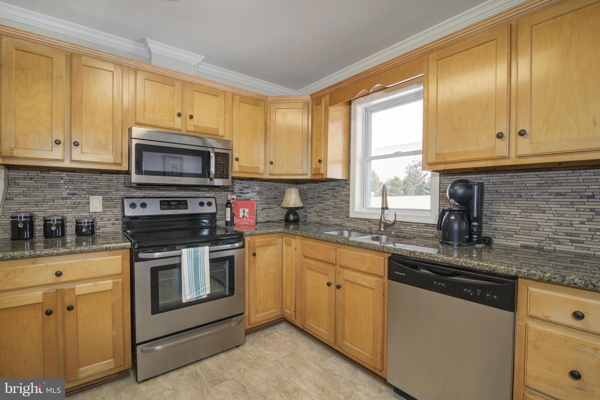12847 Resh Road Hagerstown, MD 21740 - Photo 9 of 30 Kitchen